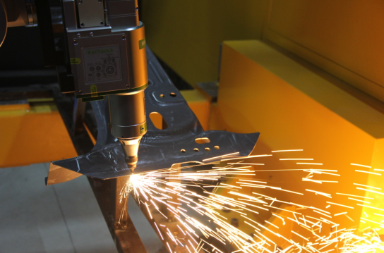 東莞三維機(jī)械手激光切割機(jī)